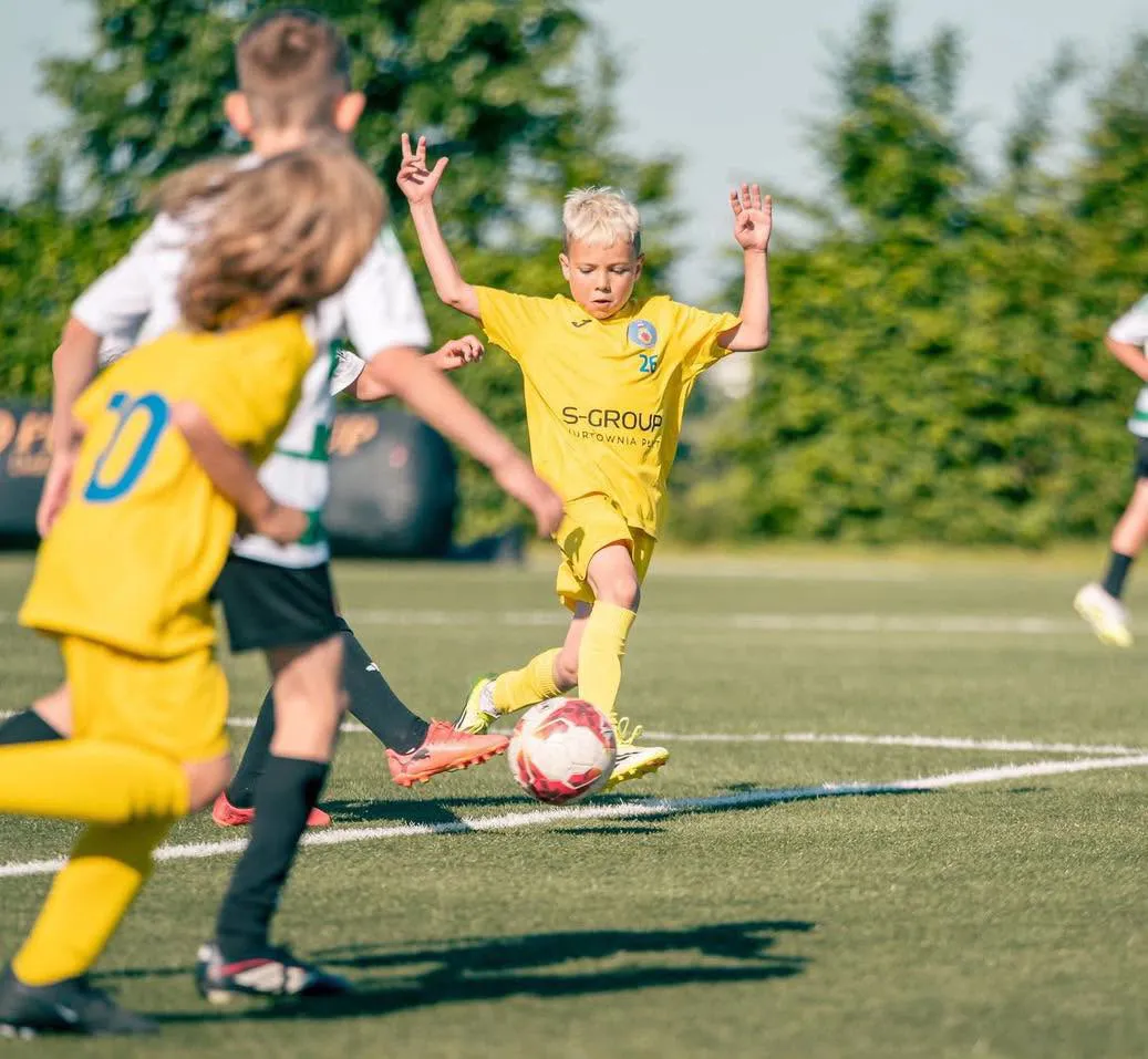 Młodzi zawodnicy Akademii RKS Radomsko